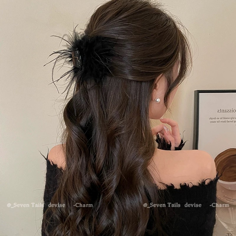 秋冬新款鸵鸟发夹后脑勺盘发羽毛抓夹鲨鱼夹高级感发饰L