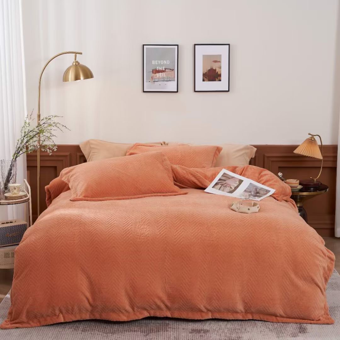 雅利娜品牌牛奶绒四件套可改床笠轻奢加厚雕花柔软绒被