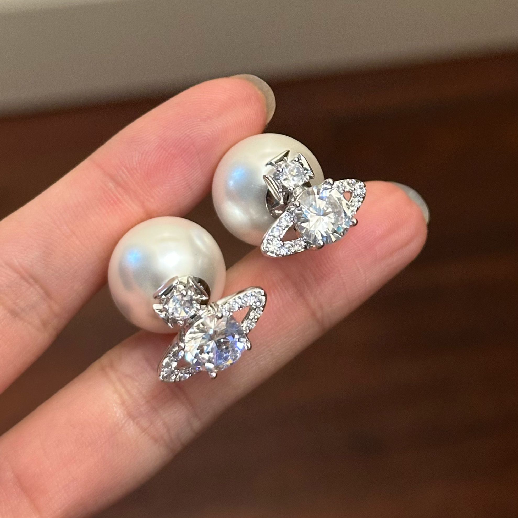 铜合金合成锆石耳饰 E0243 时尚简约气质百搭西太后前后戴耳环