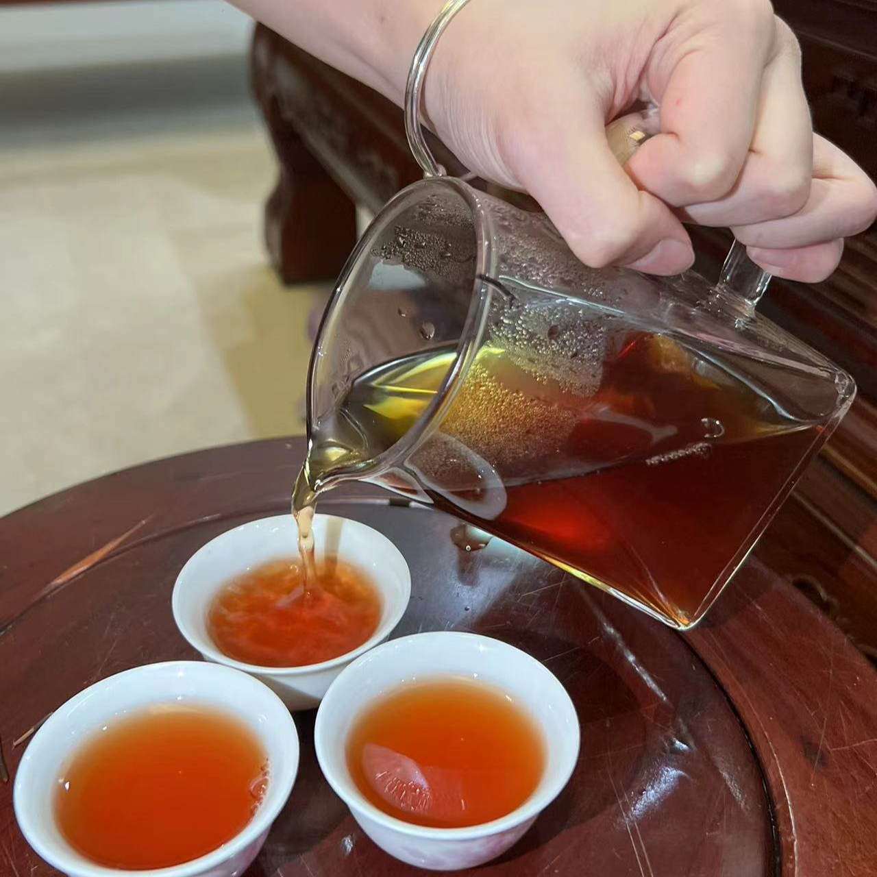 坪上炒茶2023年蕴肚山头春米翠绿