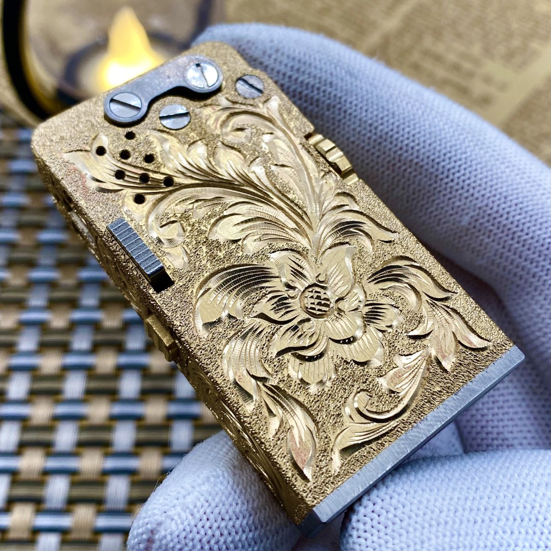 拿骚黄铜手工雕刻牡丹花打火机