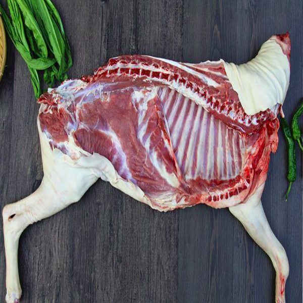 山羊前腿带骨，苏北散养半年左右小山羊，口感细腻，默认剁块 ，鲜肉称重分割有损耗
