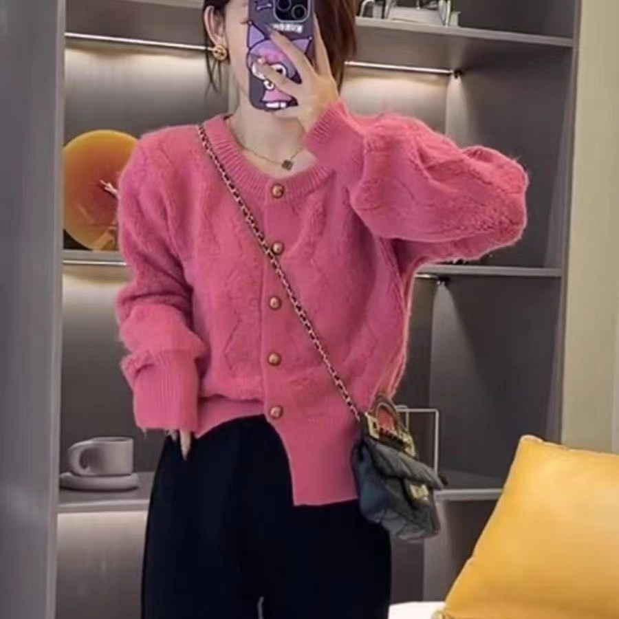 韩版单排扣浮雕花纹开衫女秋冬气质时尚小香风减龄针织上衣YX-1