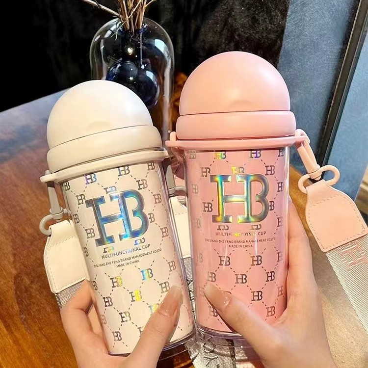 【圣龙218】网红时尚款奶咖星球杯夏天大容量540ML双饮口塑料水杯