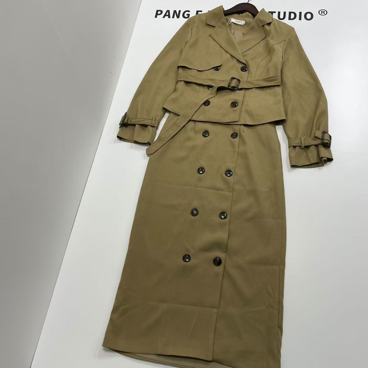 [胖鹅张] 气质双排扣风衣套装 #944[实物以直播间展示为准]