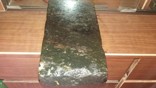 明代崂山绿老砚台，老砚砖24-13-4.5cm