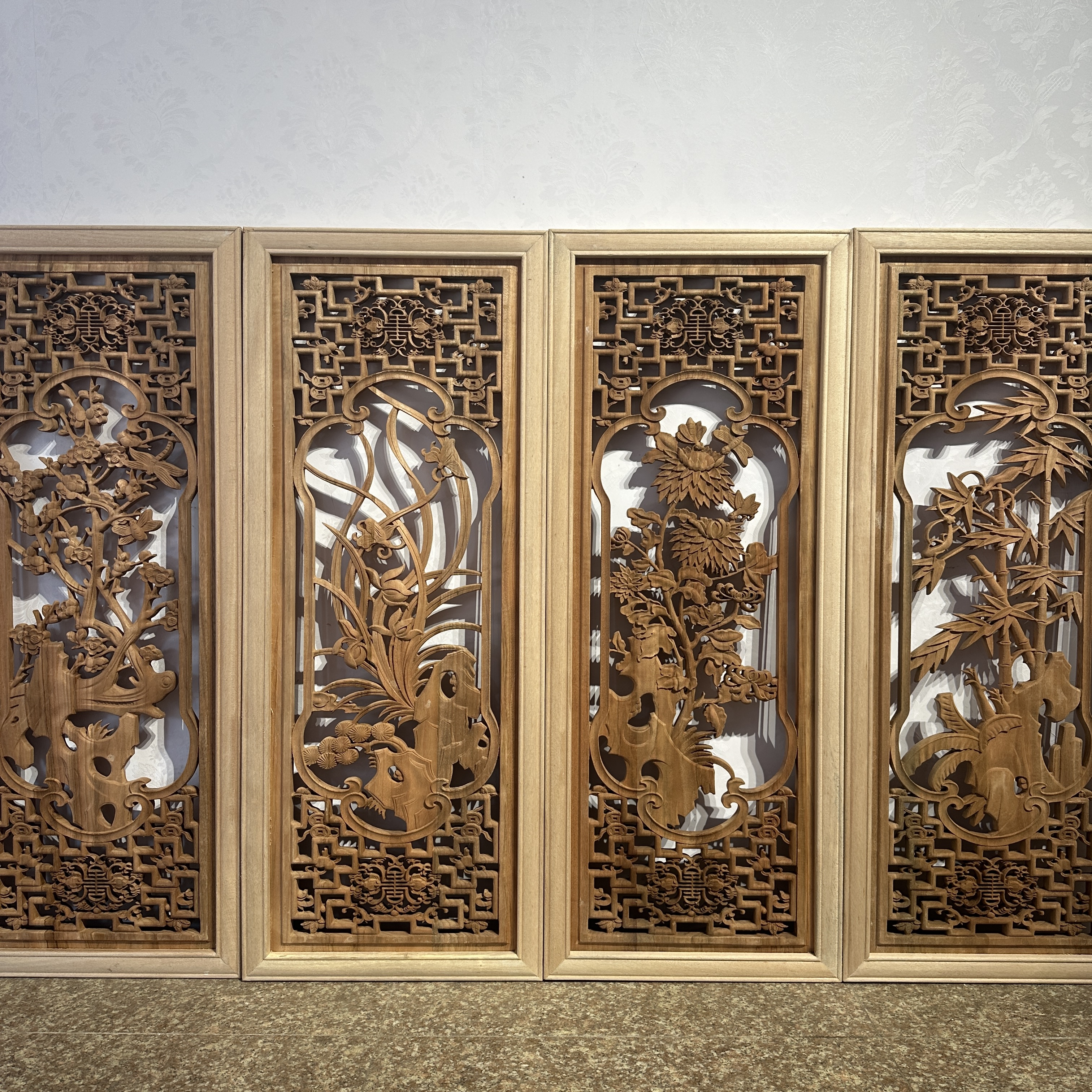 东阳木雕梅兰竹菊镂空工艺品【定制品不支持退货】