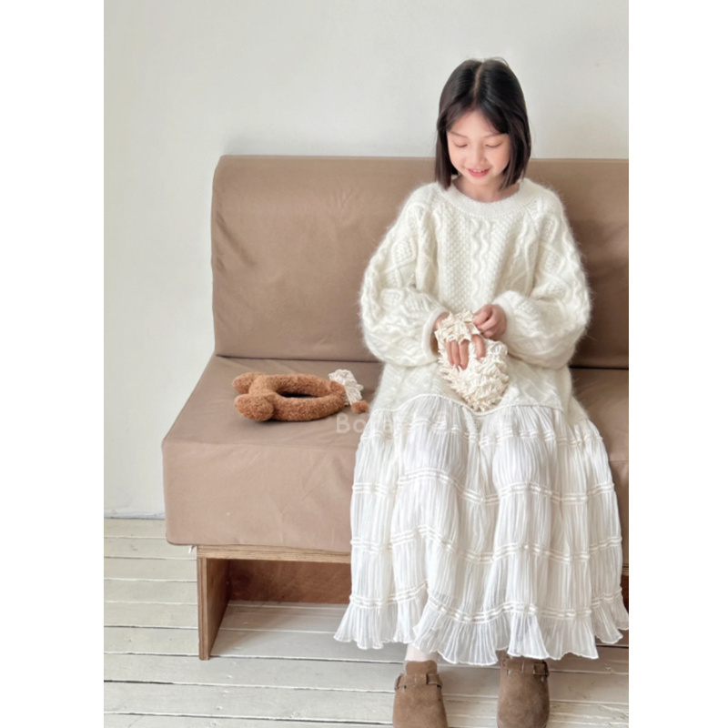 女童连衣裙毛衣裙加厚保暖儿童裙子秋冬装2024新款大童洋气拼接裙