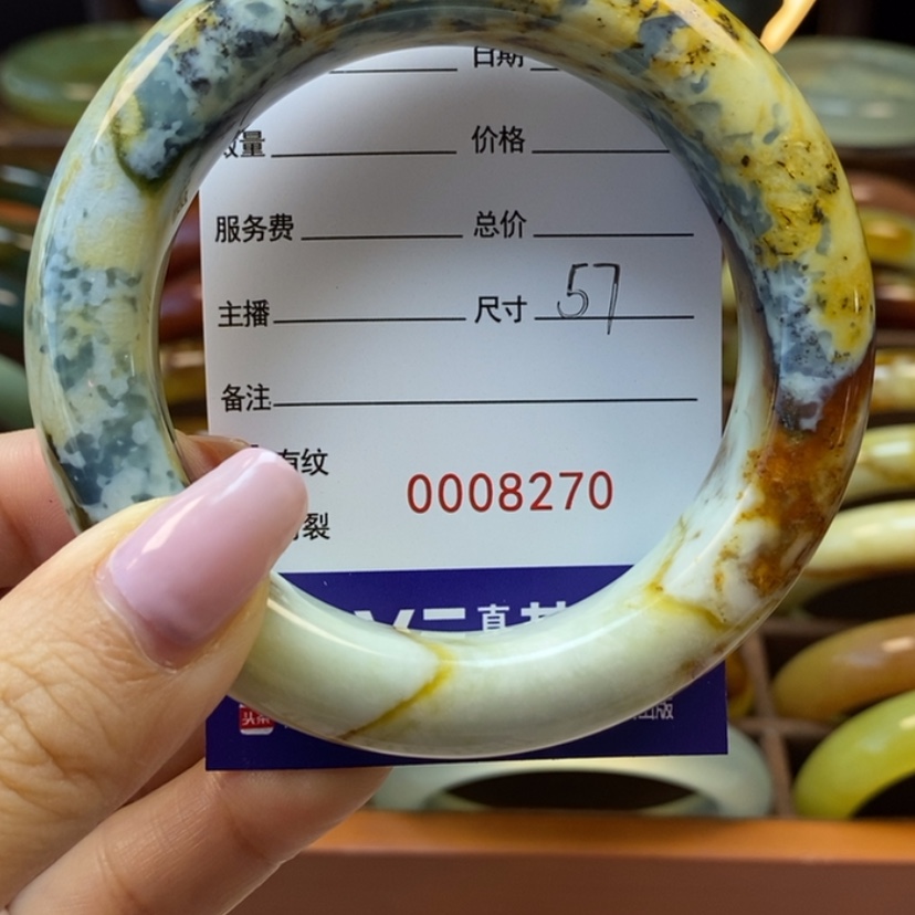 【闪购商品】岫玉手镯未镶嵌不****热