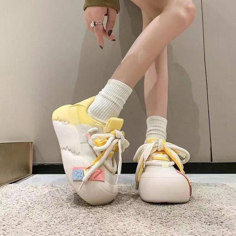 jr2023新休闲鞋多巴胺配色轻便厚底显高小白鞋女小众运动休闲面包