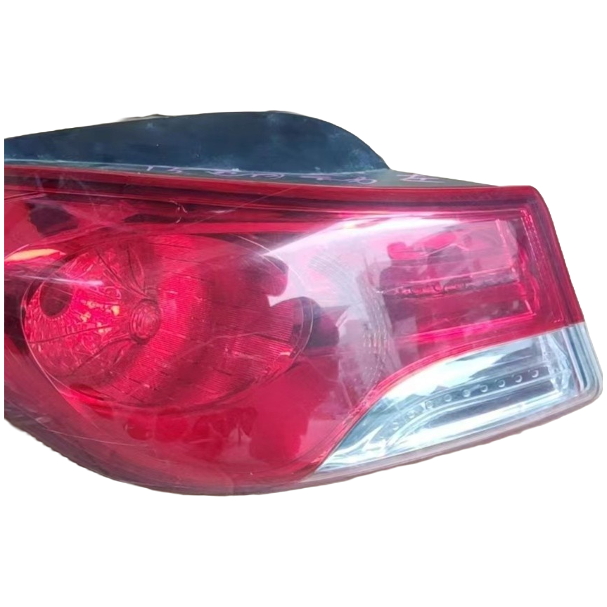 2014年现代朗动左后尾灯原厂纯拆，颜色红色