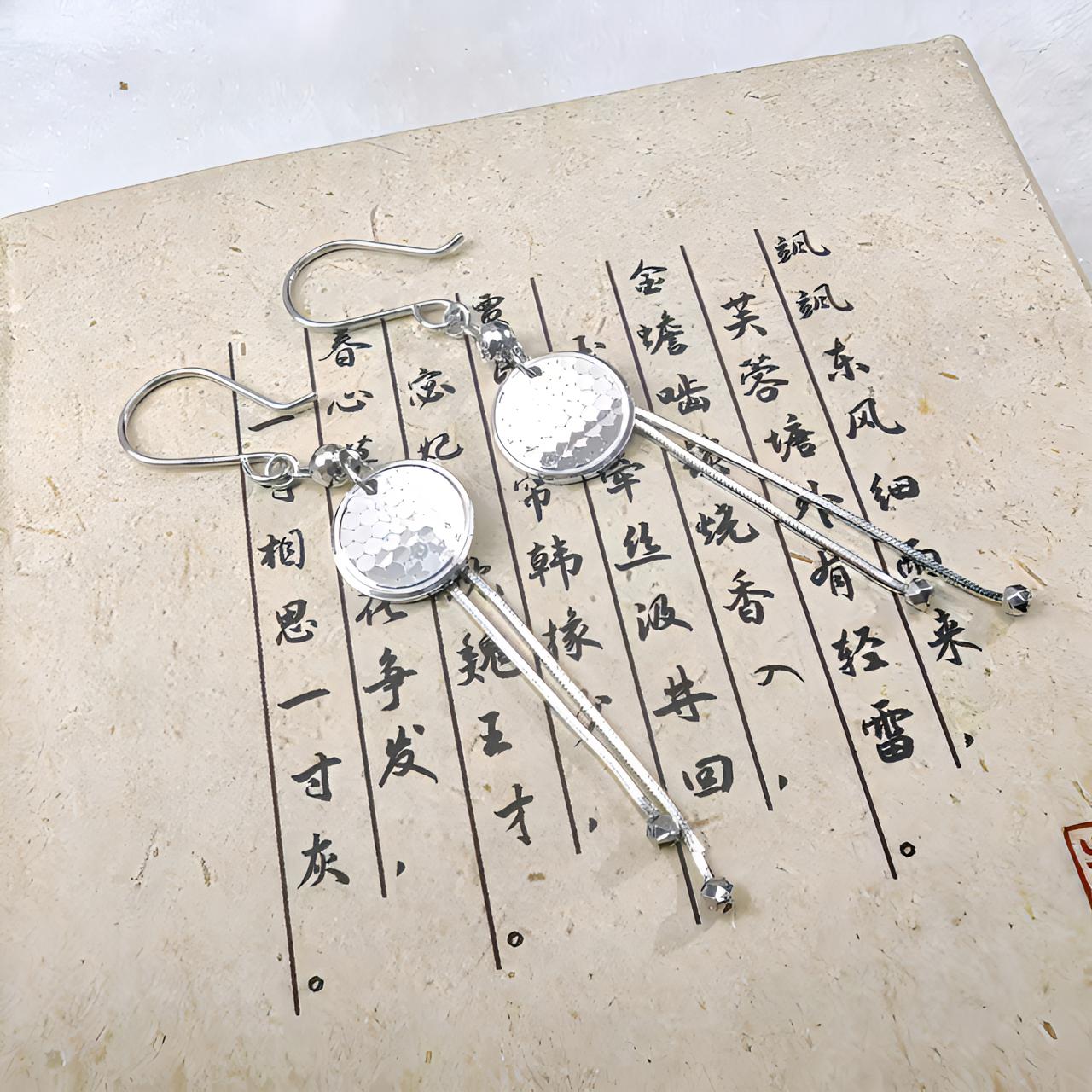 PT950铂金耳饰 鱼鳞圆形蛇骨流苏蹦迪珠铂金耳钩 约6cm 660 2664