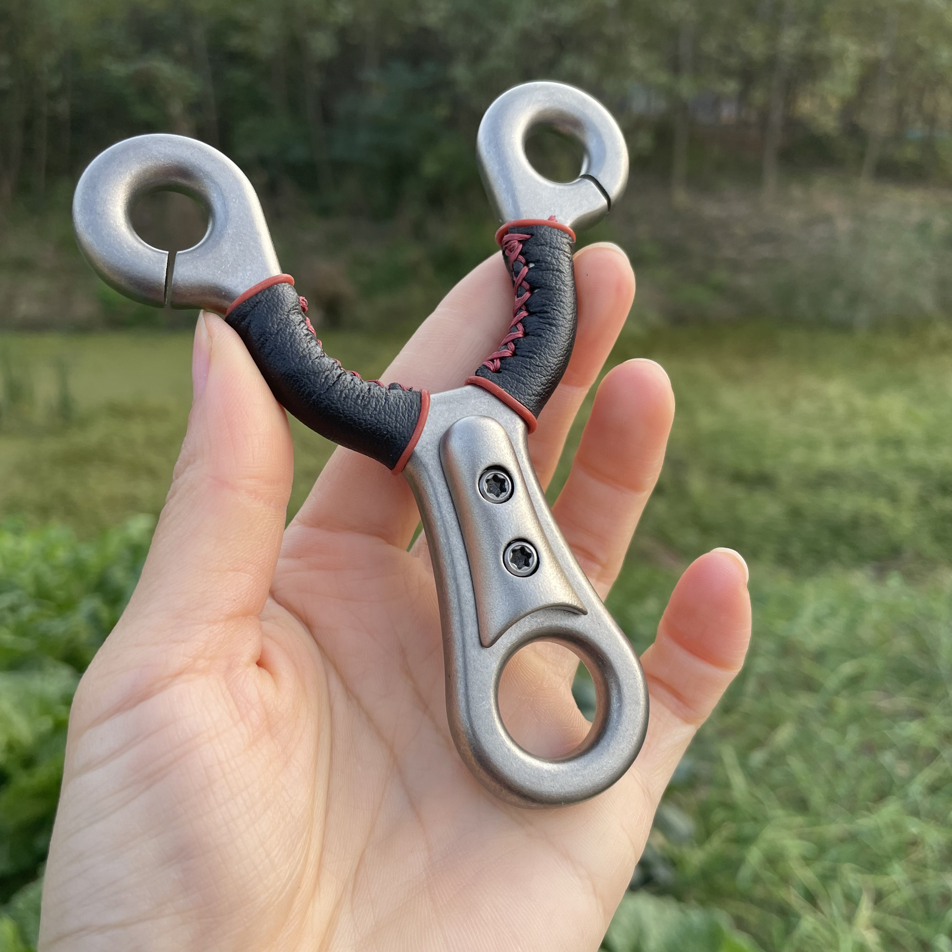 9毫米圆皮筋传统弾弓柳浪弹工器柳浪弹弓数控传统扁皮弓架不锈钢