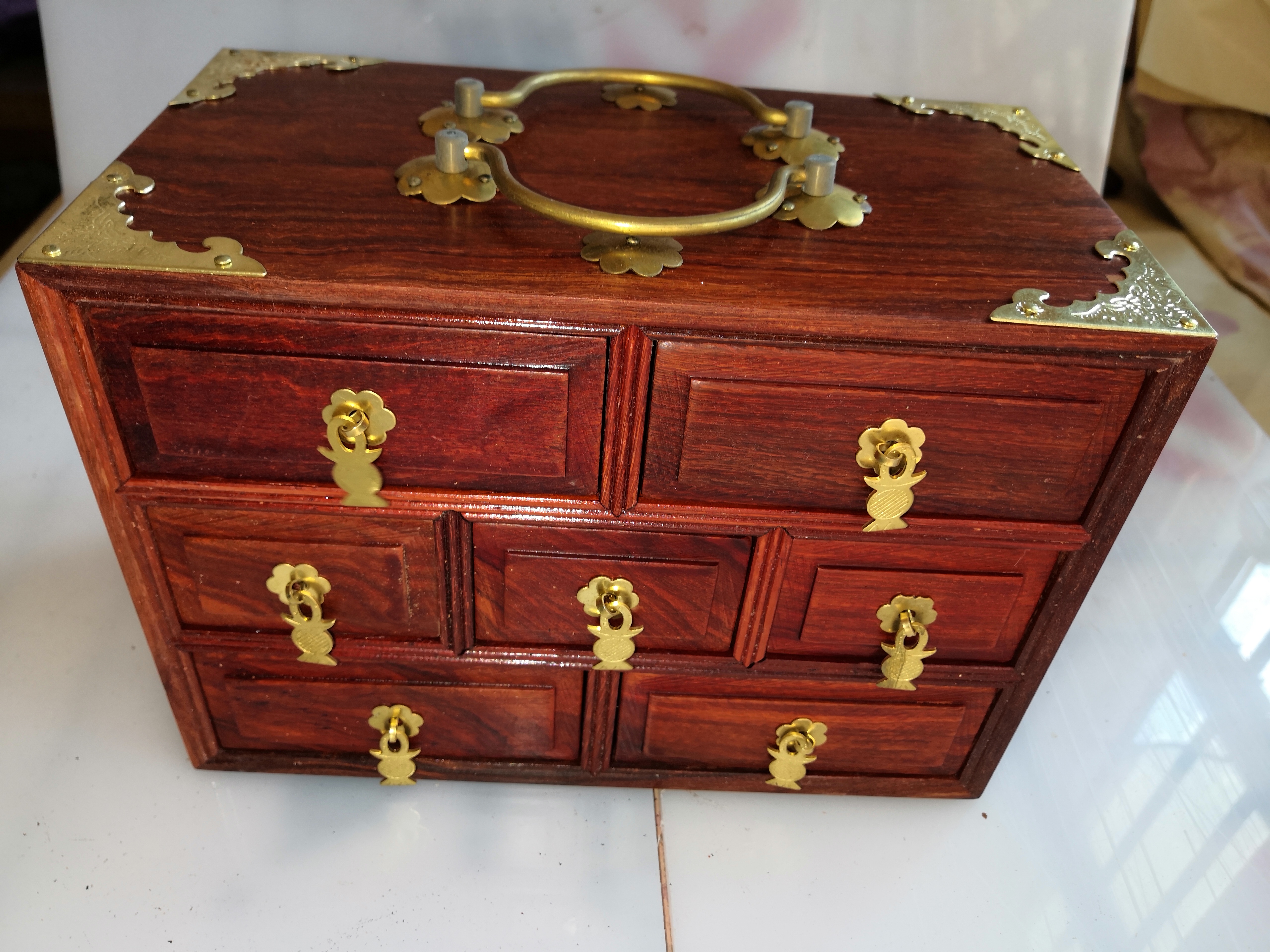 小叶红檀仿古七抽收纳盒，尺寸20x12x14，配件黄铜，复古创意