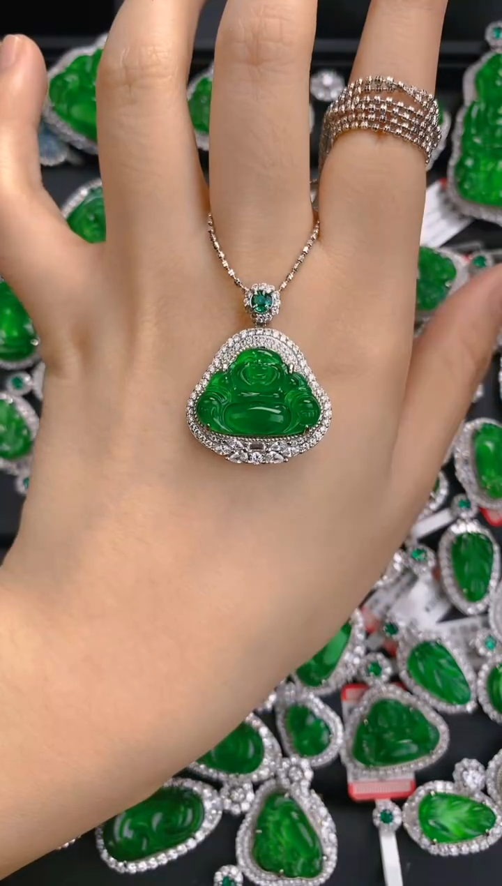 【闪购商品】翡翠吊坠(不含链)银S925镶嵌佛公