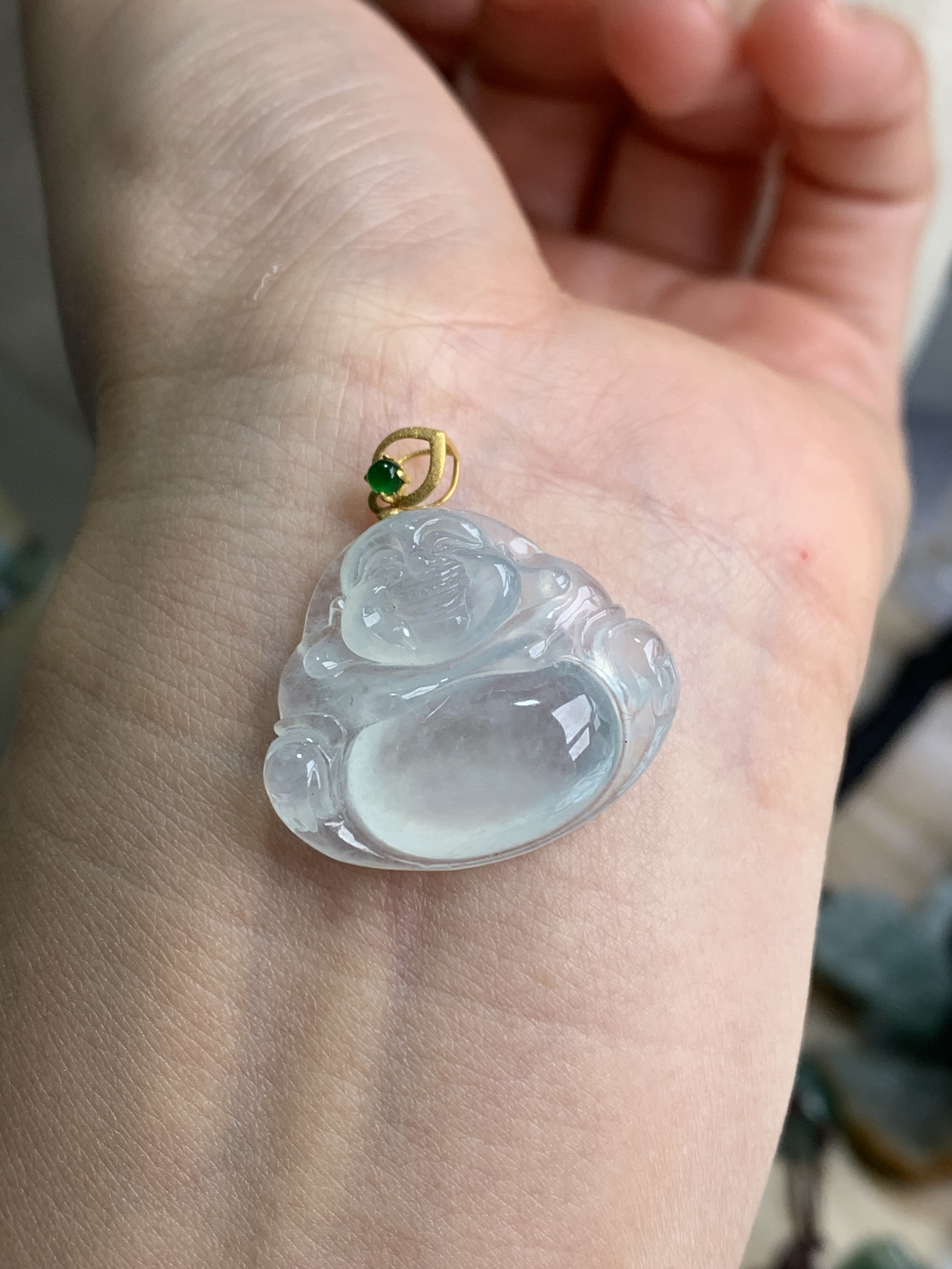 50天然缅甸翡翠A货冰种白月光白冰小佛公吊坠尺寸21.4^24.9*5.8