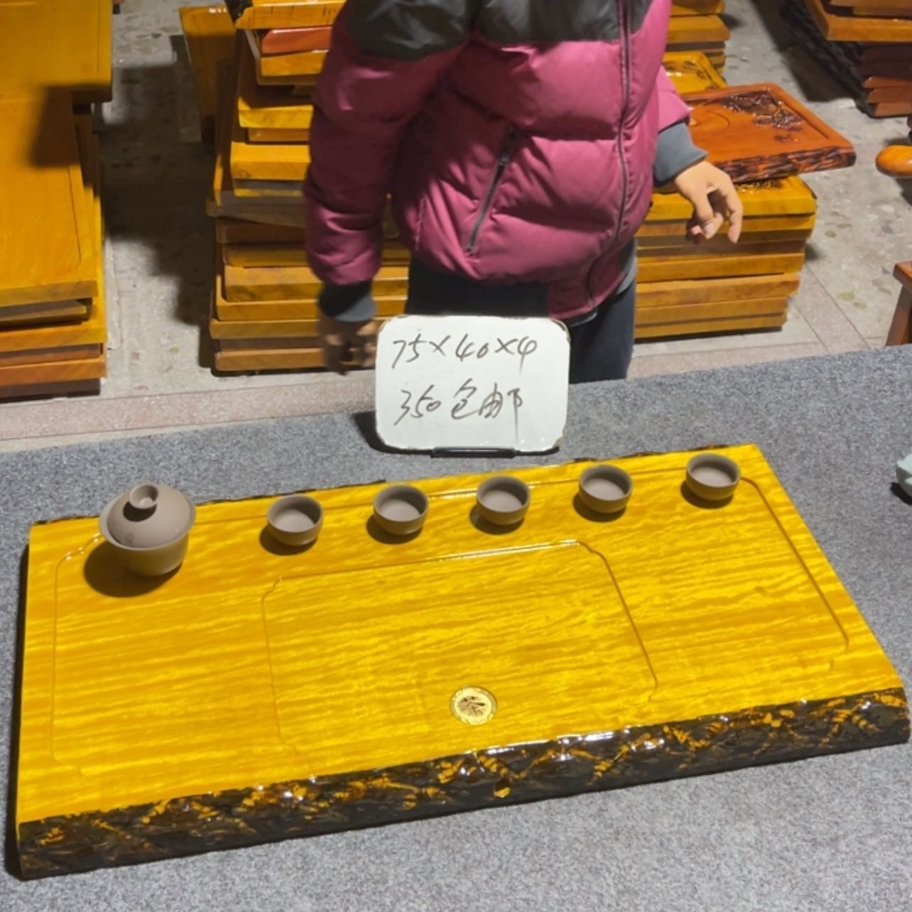 【闪购商品】雕刻木材滴*