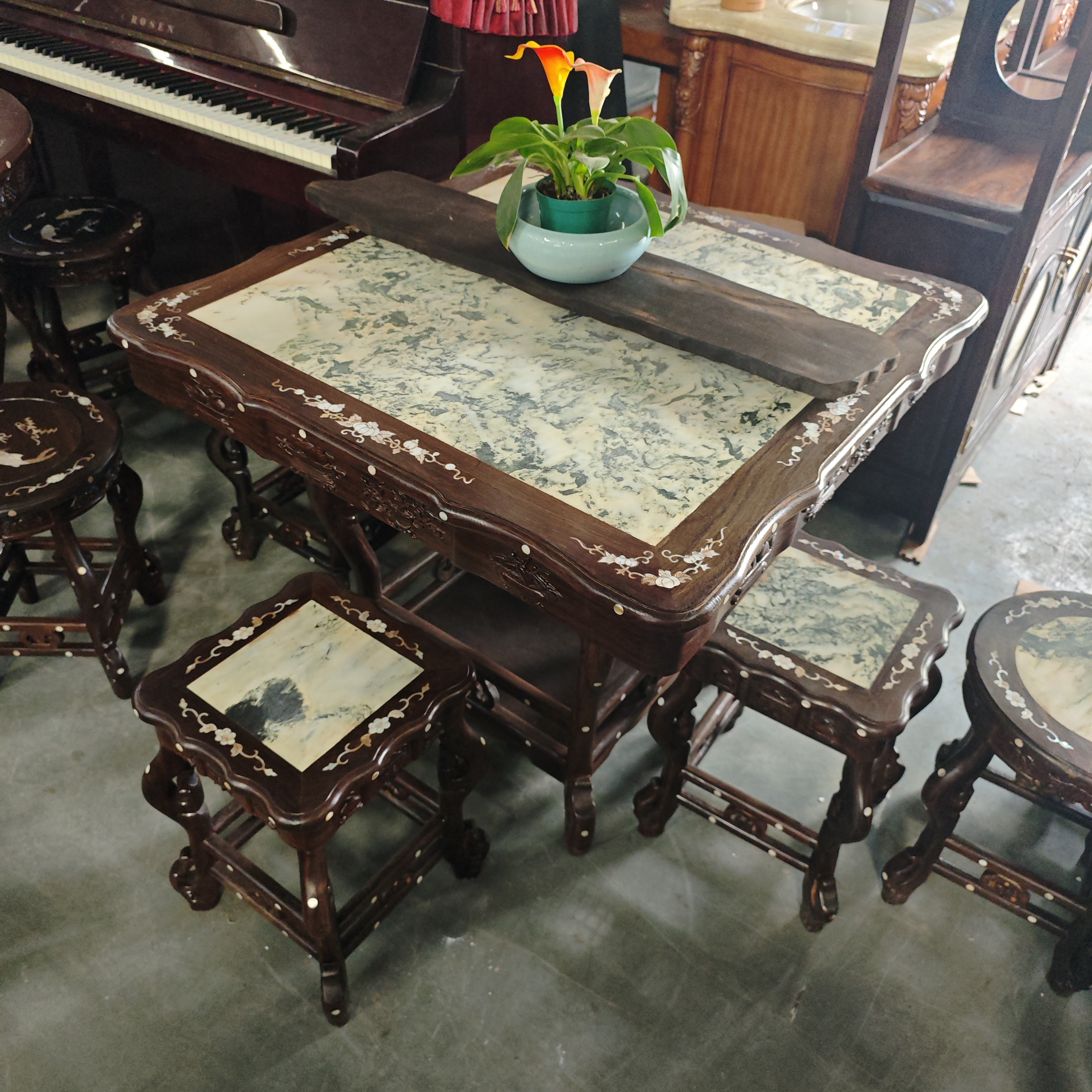 老式大理石镶贝方桌