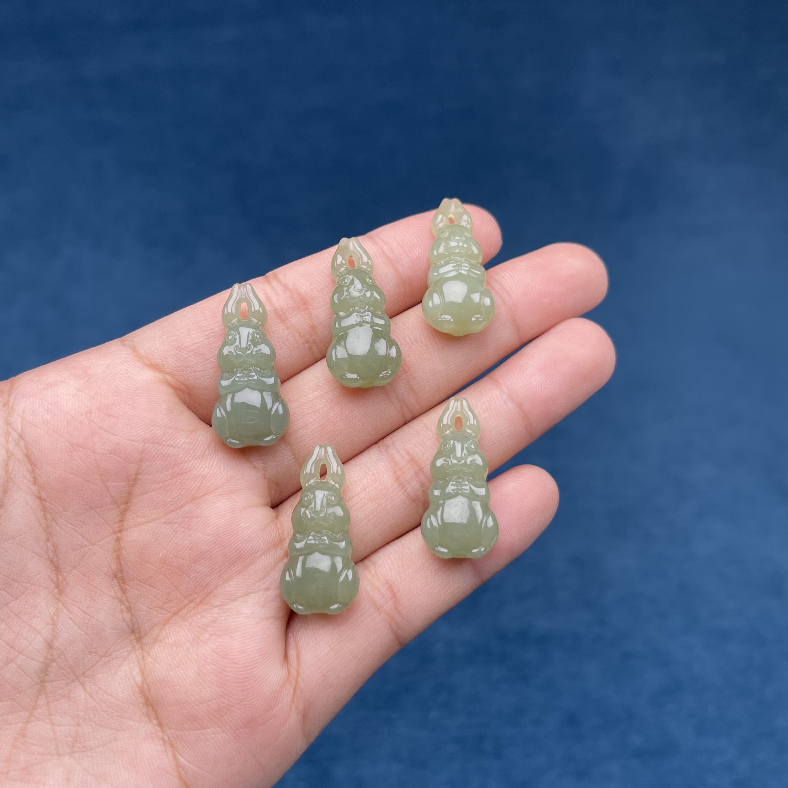 XD054和田玉兔子吊坠O 多样性发货拍一发一27.6*12.9*7.8