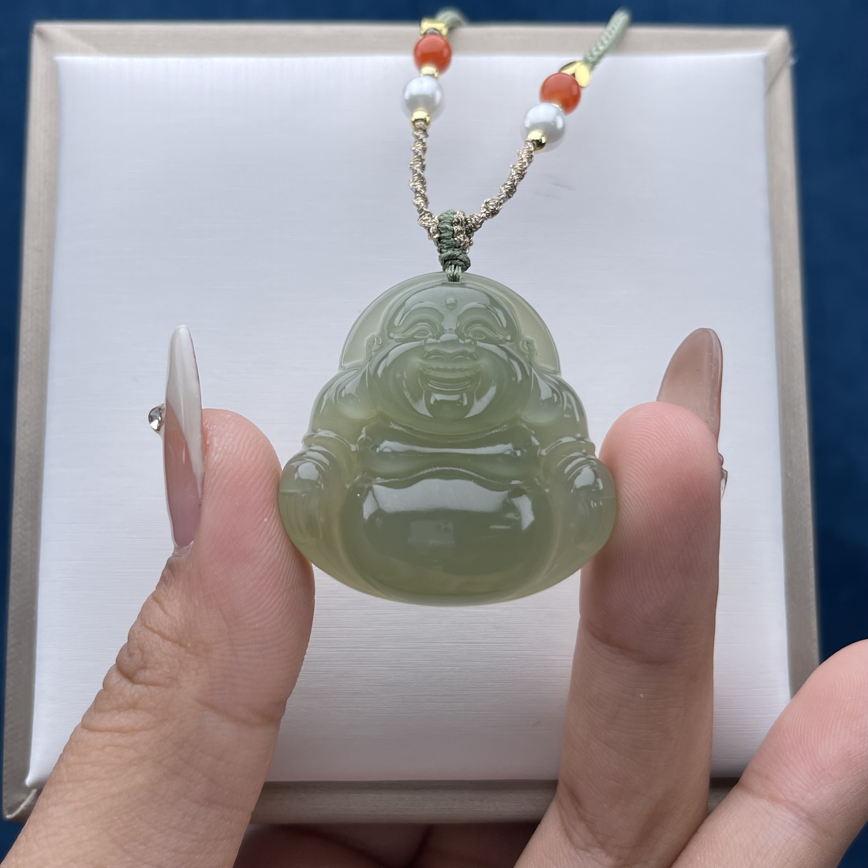 G0135天然和田玉佛公吊坠O 34.2*34.8*12.4