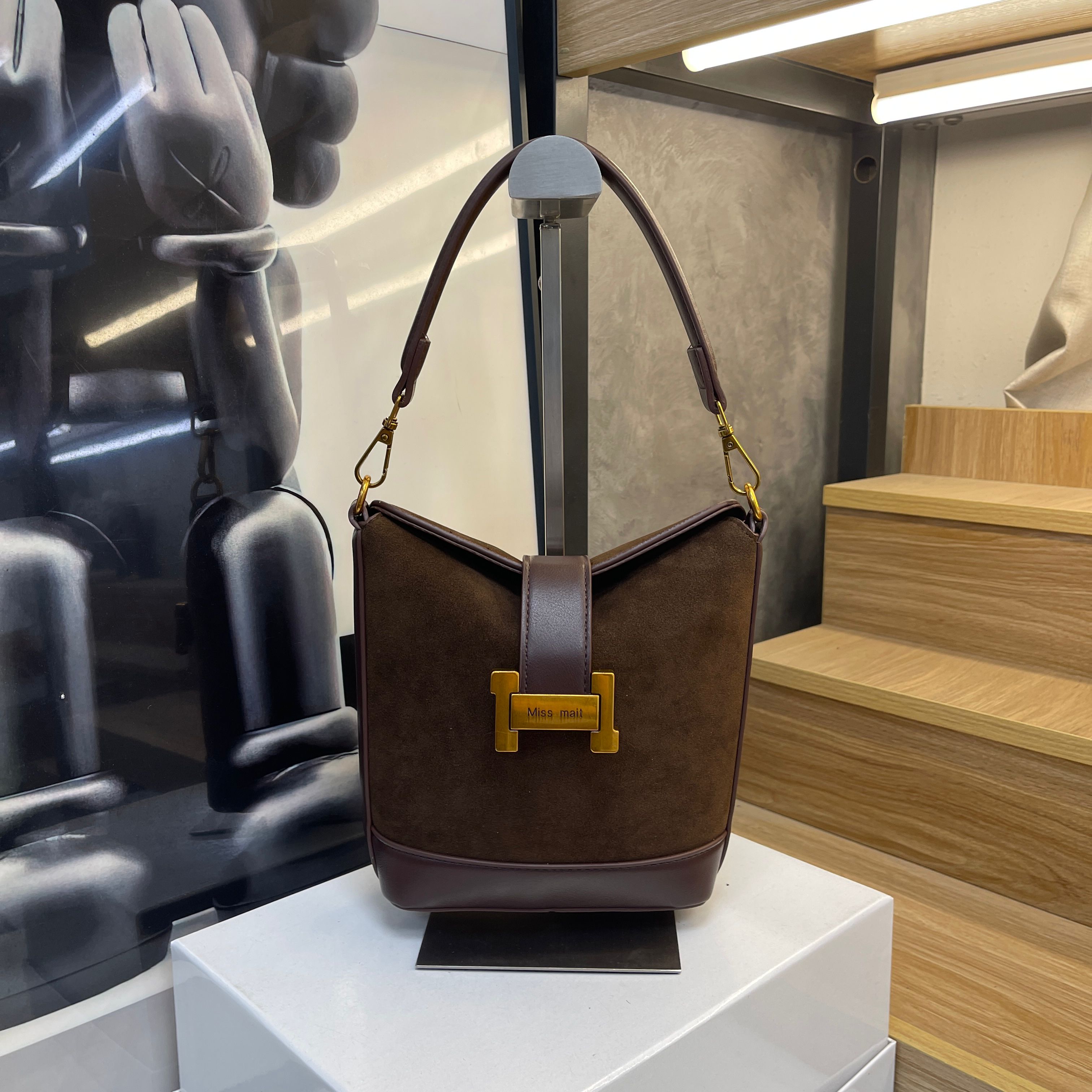 2024新款定制时尚百搭港风单肩包 ins A051-A100