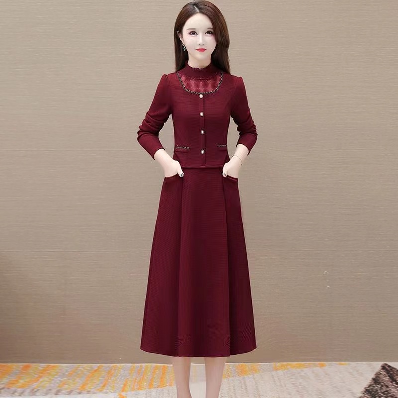 2023新中长款秋冬气质拼接显瘦假两件连衣裙长袖裙子可爱保暖包臀