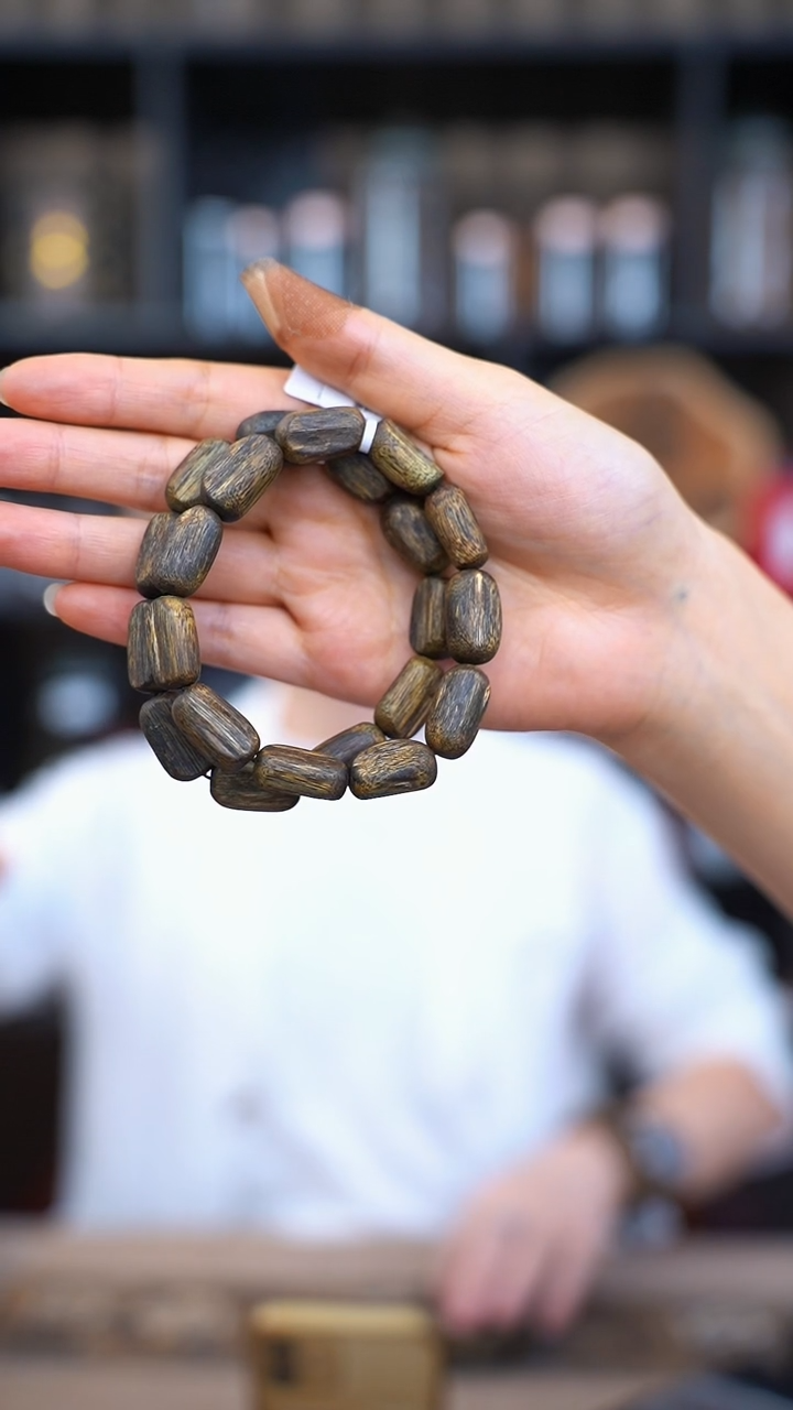 【闪购商品】沉香手串树心单圈母树多样性发一条