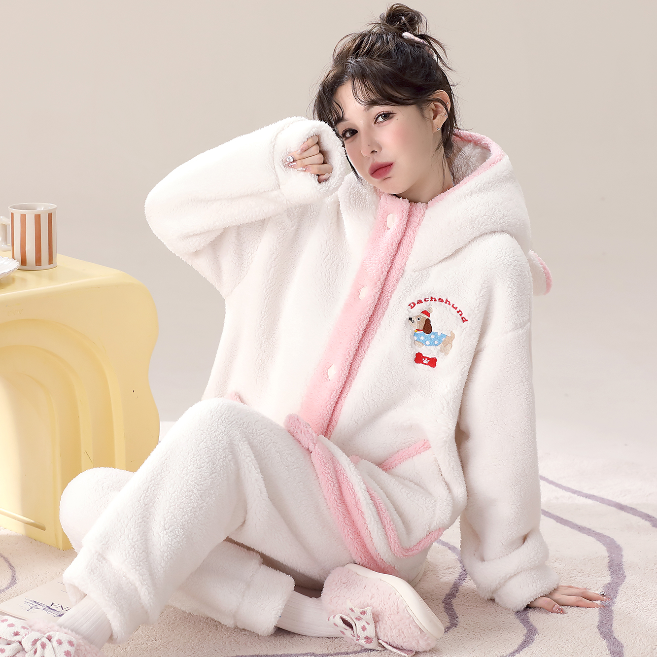 新款暖绒秋冬甜美可爱连帽加绒保暖可外穿女士睡衣宽松毛绒家居服