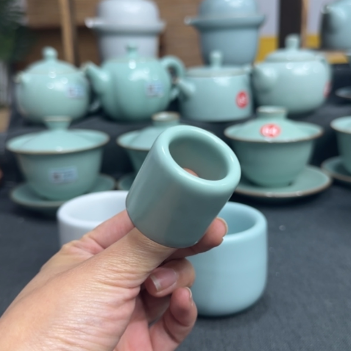 【闪购商品】陶瓷盖置