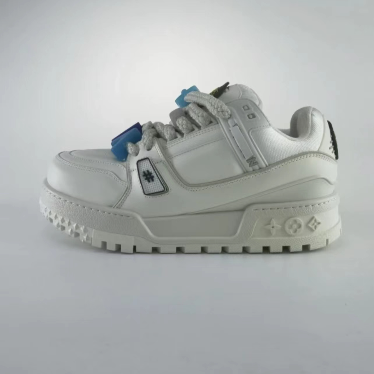 LVQS工厂胖丁款 高高顶顶款，空胶工艺男女款 舒适休闲鞋