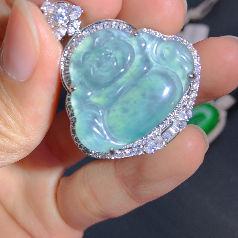 【闪购商品】翡翠颈饰未镶嵌