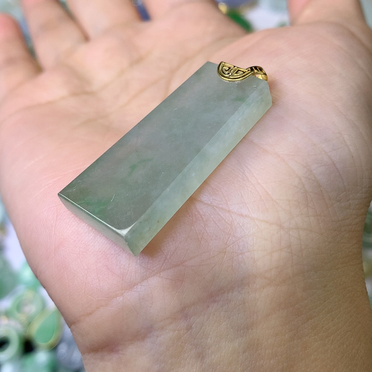 【闪购商品】翡翠颈饰18K金镶嵌