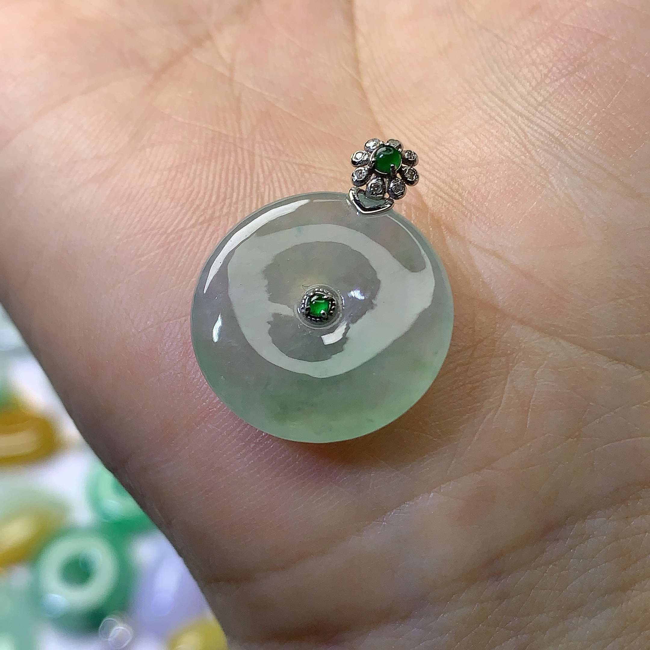 翡翠天然A货18k平安扣（17.9×4.3）