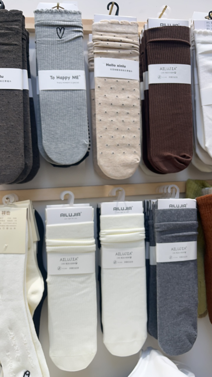 新款秋冬中筒堆堆袜加厚保暖百搭彩色点