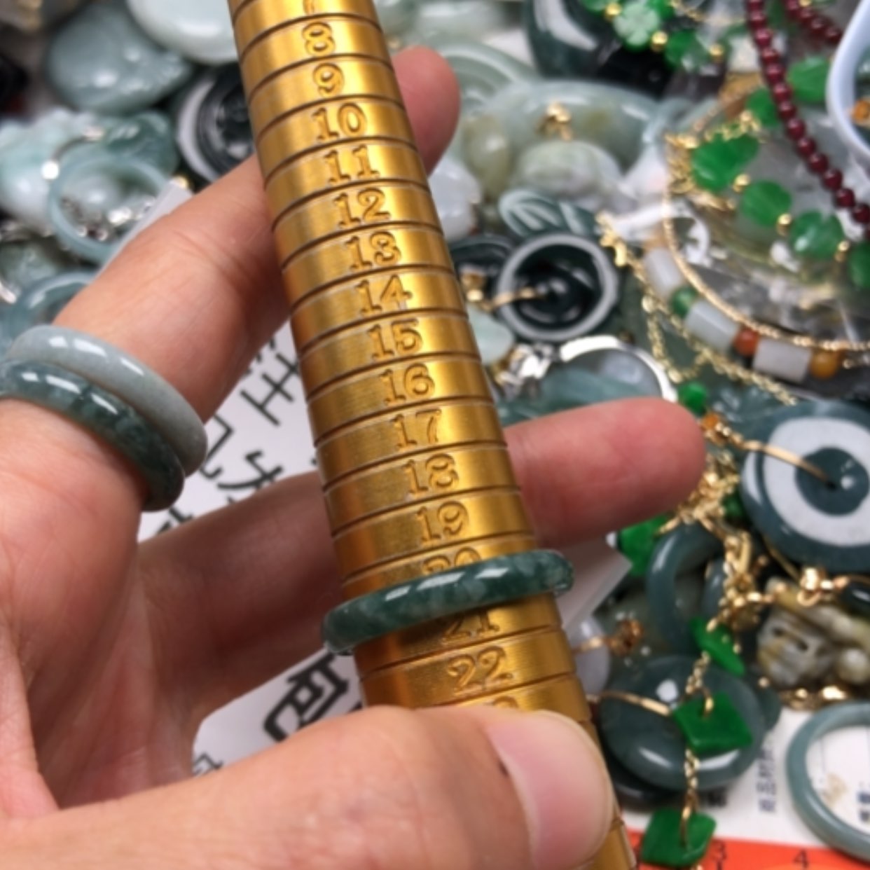 【闪购商品】翡翠颈饰未镶嵌