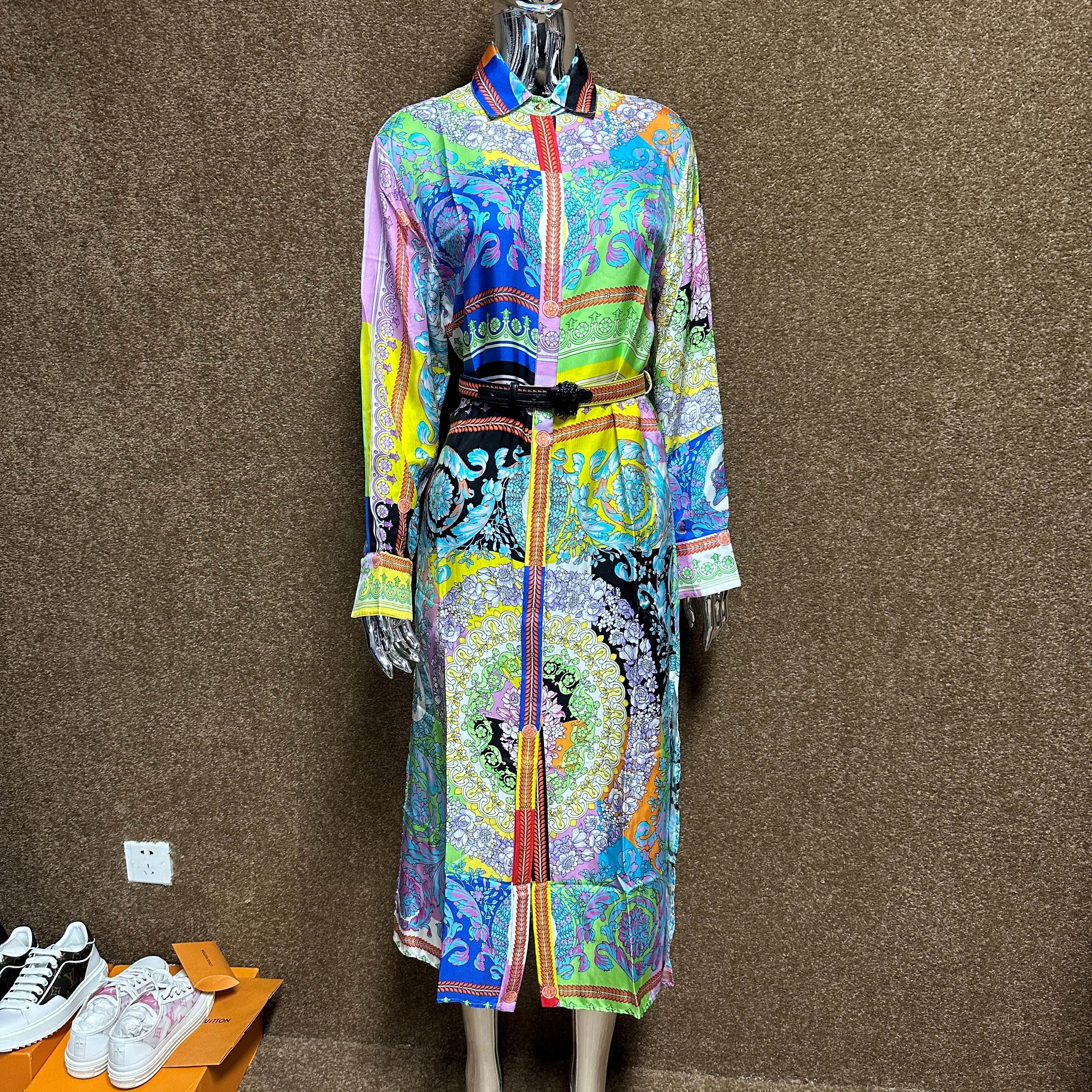 99新 VERSACE/范思哲 真丝长袖花卉连衣裙 38码  41044