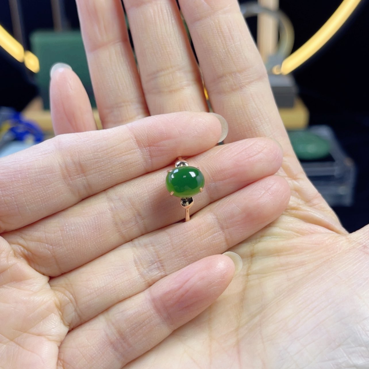 【闪购商品】和田玉（碧玉）戒指18K金镶嵌