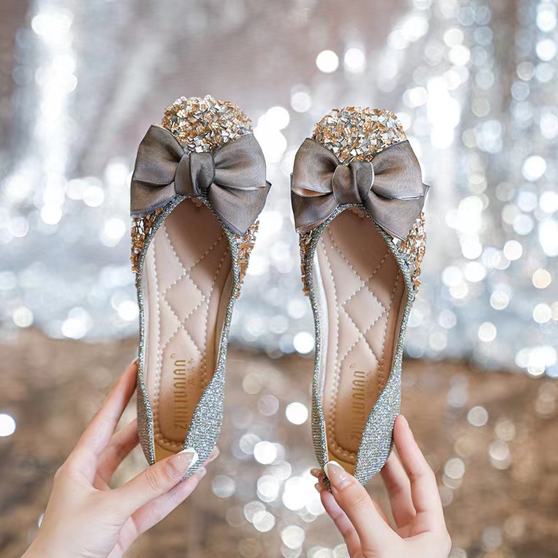 方头单鞋女水钻2024夏季新款韩版软底水钻蝴蝶结大码百搭浅口春夏