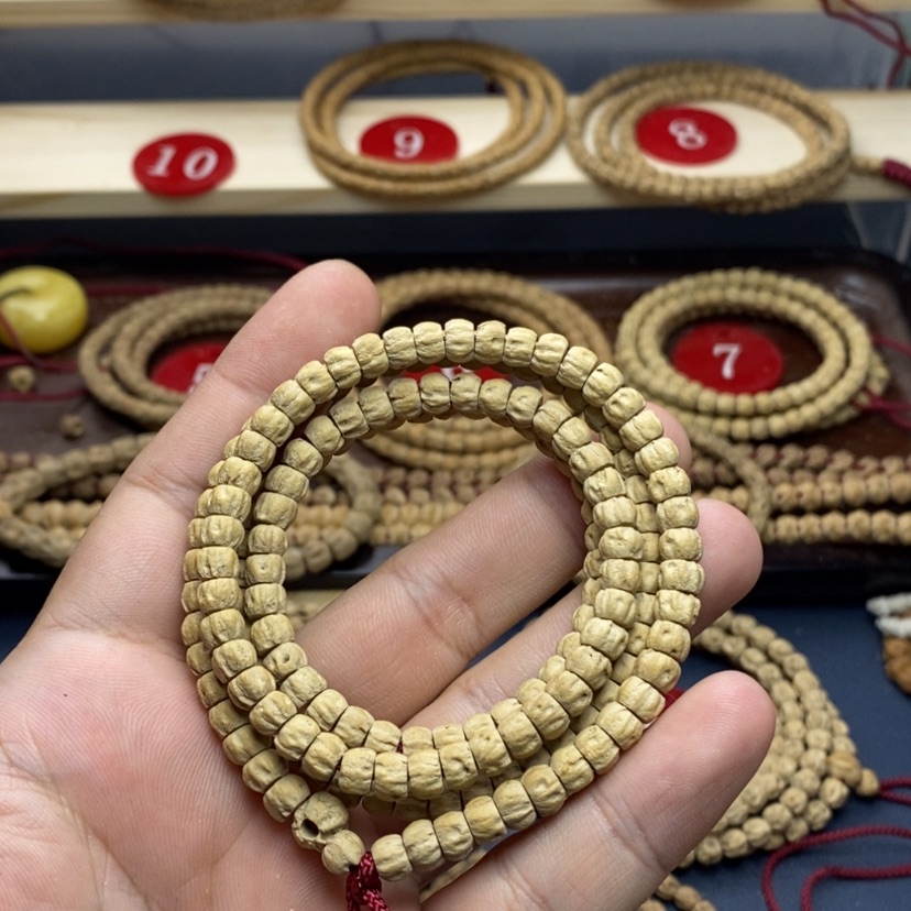 【闪购商品】柏香籽/百香籽吊坠逍**丰热振奶油皮鬼脸6+