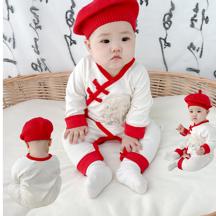 新生儿秋冬衣服国风纯棉婴儿无骨满月服百天春秋宝宝蝴蝶衣连体衣