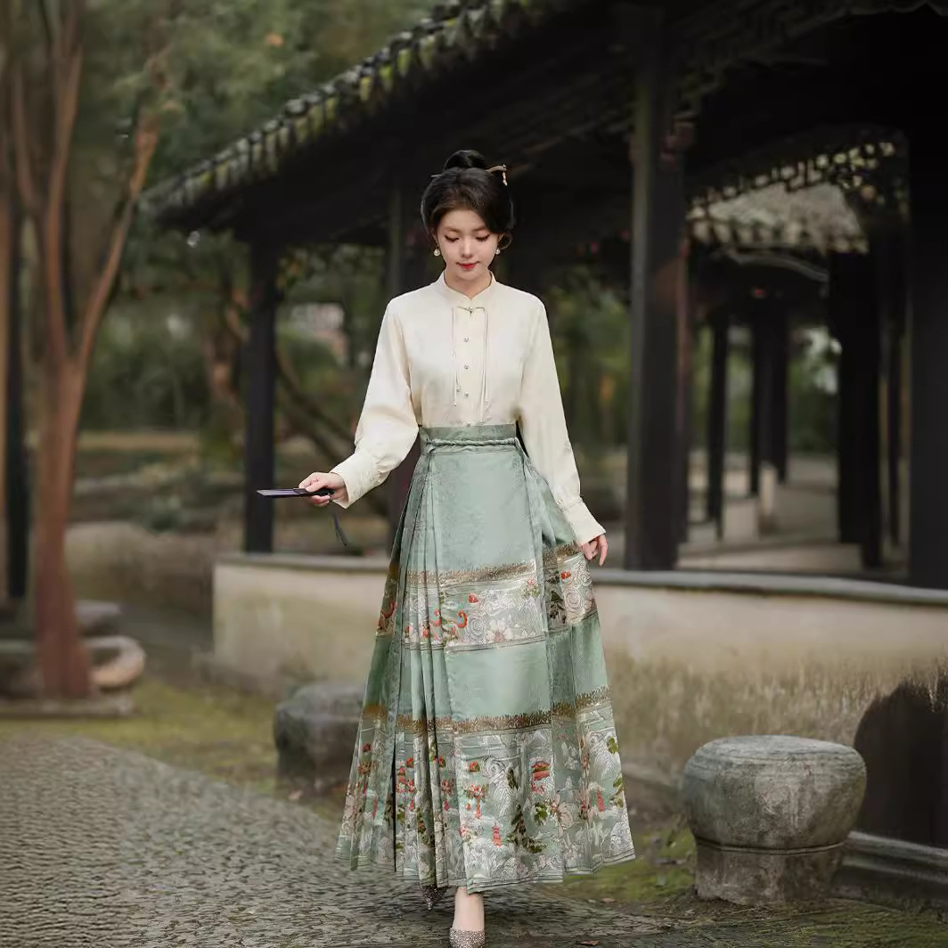 『浮华盛世』汉服马面裙新款女装半身裙仿妆花织金新中式穿搭批发