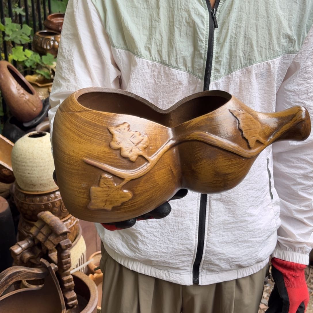 红陶20CM（含）-50CM（不含）高30口17无孔