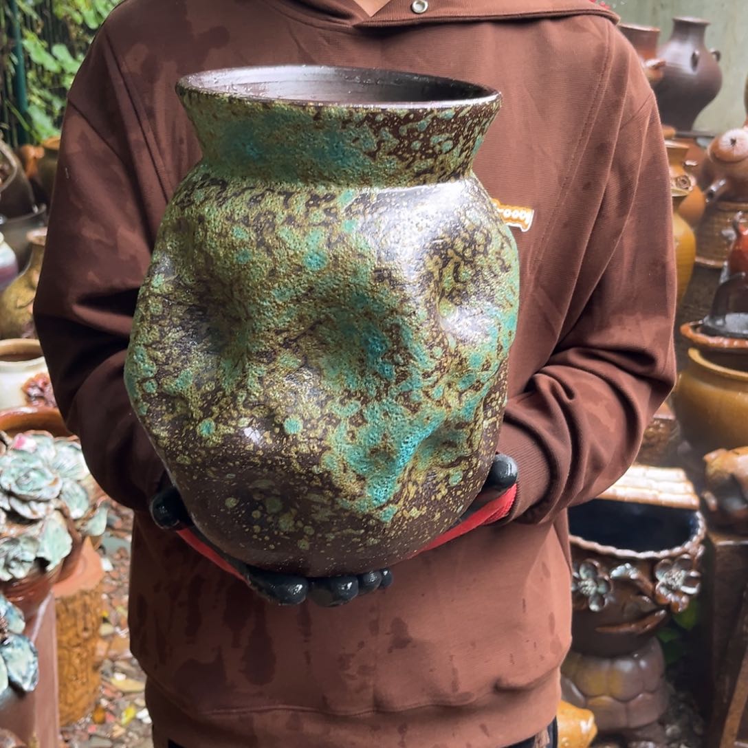 红陶20CM（含）-50CM（不含）高28口18有孔