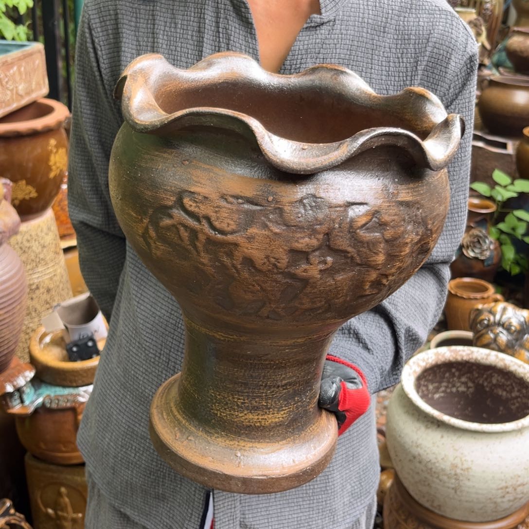 红陶20CM（含）-50CM（不含）高30口25有孔