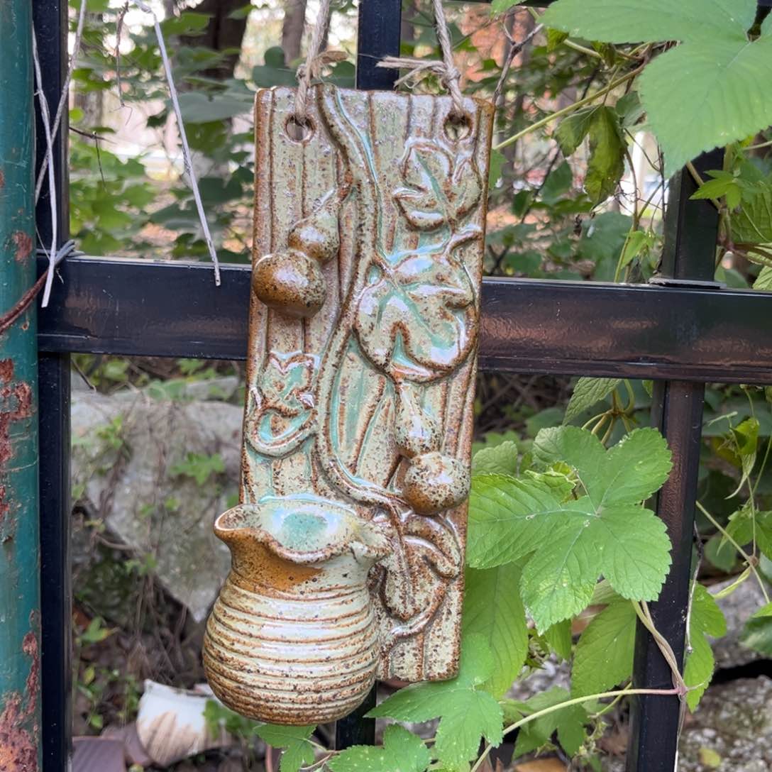 红陶20CM（含）-50CM（不含）高25宽8无孔