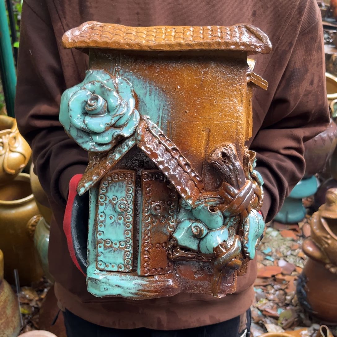 红陶20CM（含）-50CM（不含）高30口15有孔