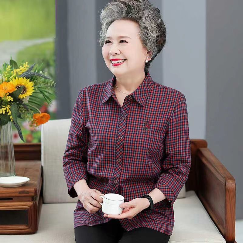 中老年春秋款格子衬衫奶奶纯棉开衫七分袖妈妈装女衬衣
