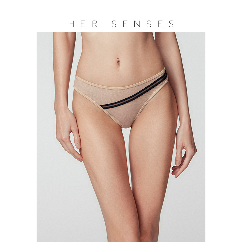 HER SENSES/何识重构系列不对称中腰简约三角裤P116