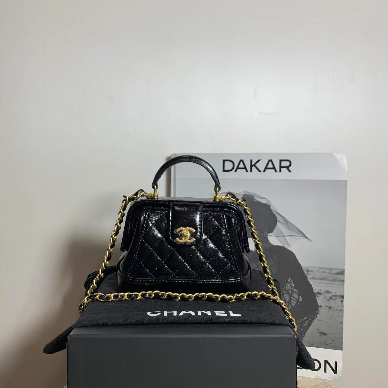 99新 Chanel/香奈儿 壹臻/24A黑金mini医生包/83393271