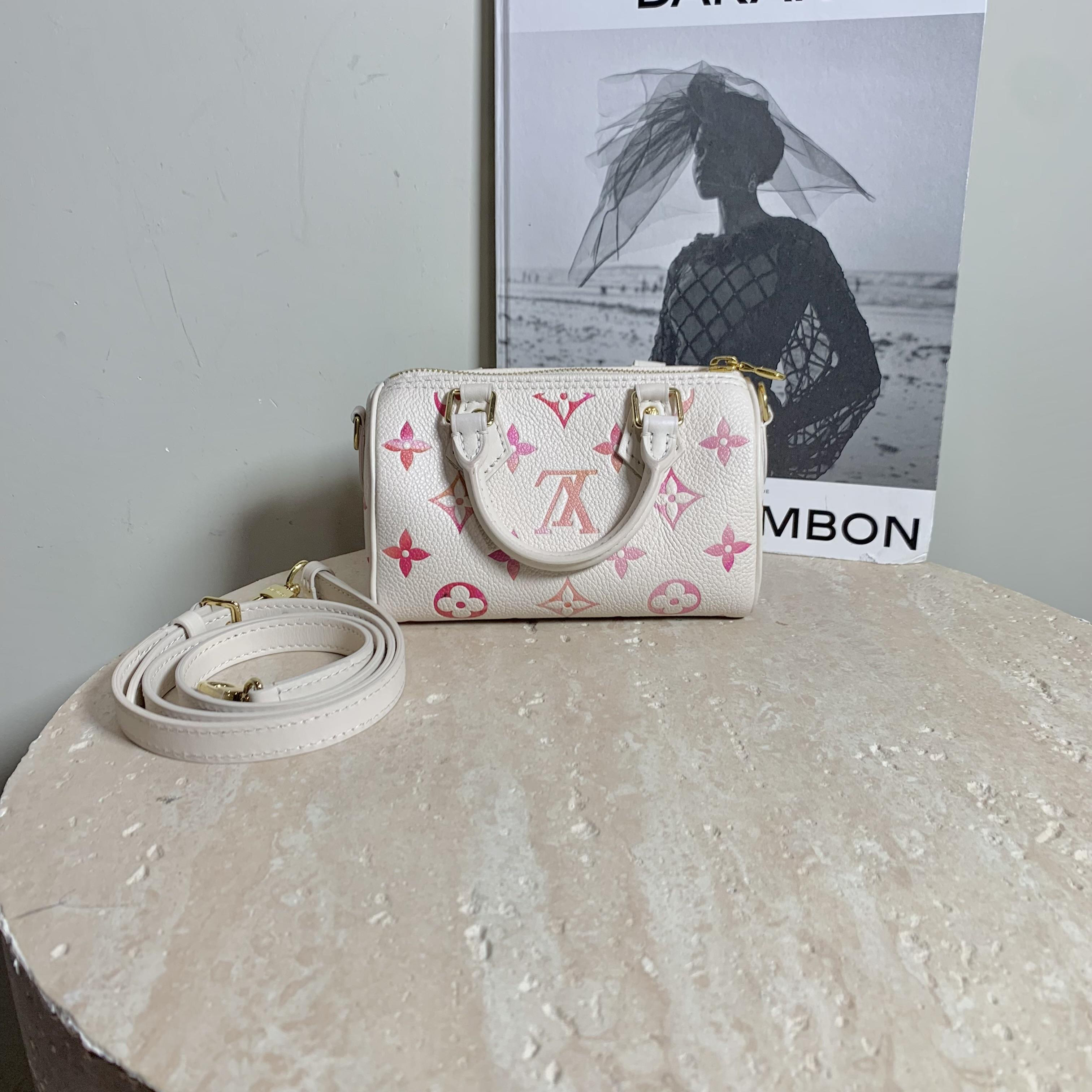 99新 LouisVuitton/路易威登 壹臻/草莓牛奶SpeedyNano/ 38785265